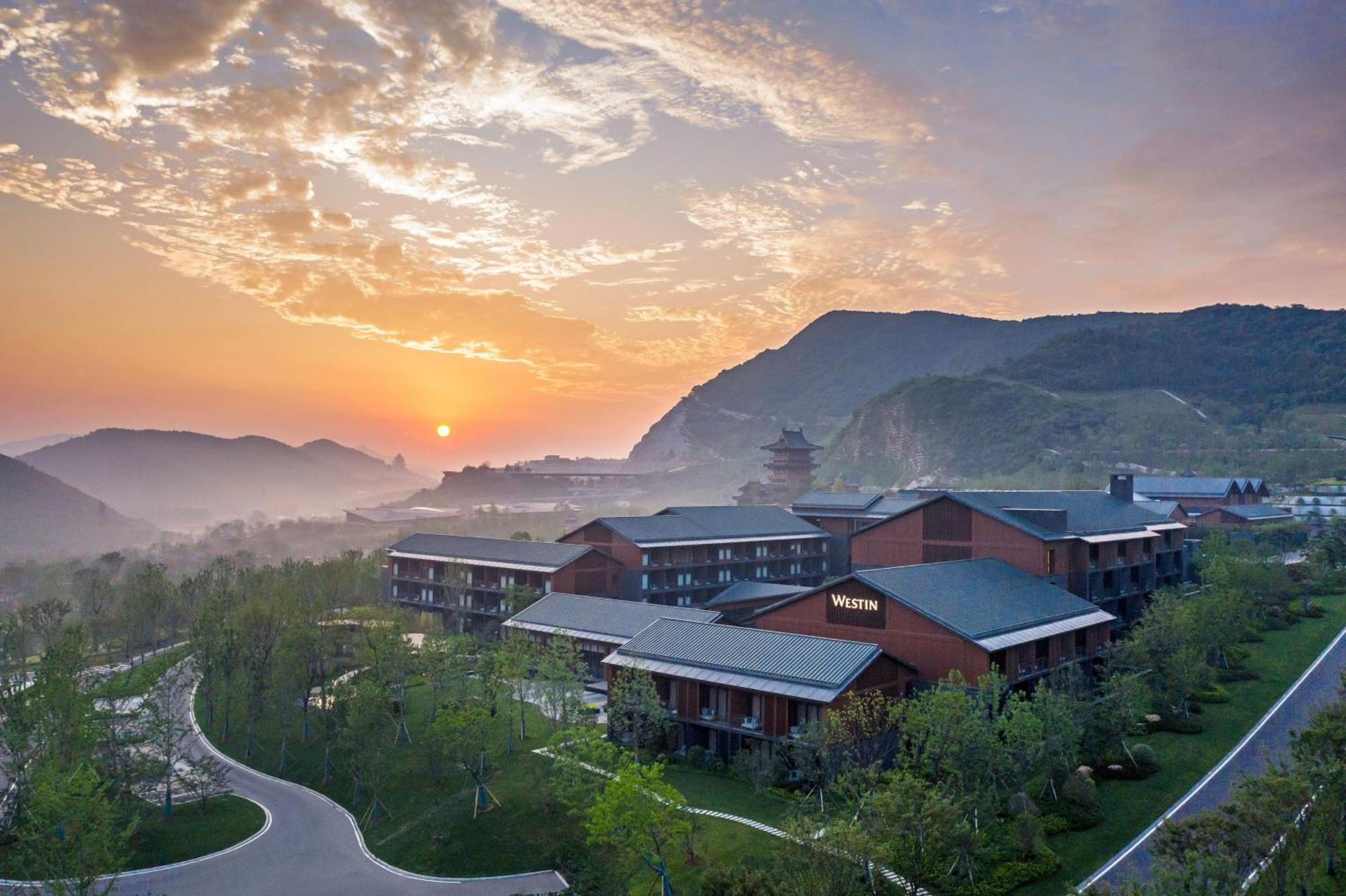 The Westin Nanjing Resort & Spa Dış mekan fotoğraf